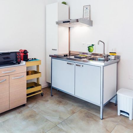 Easy Flat Vezia, Indipendent Entrance, Free Parking Apartment Лугано Екстериор снимка