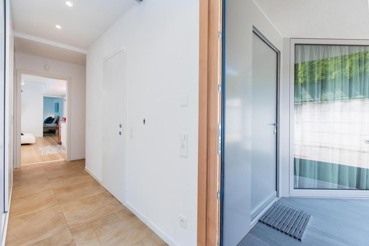 Easy Flat Vezia, Indipendent Entrance, Free Parking Apartment Лугано Екстериор снимка
